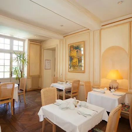 Hotell Les Trois Lys Condom