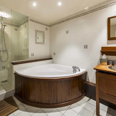 Les Trois Lys Hotell